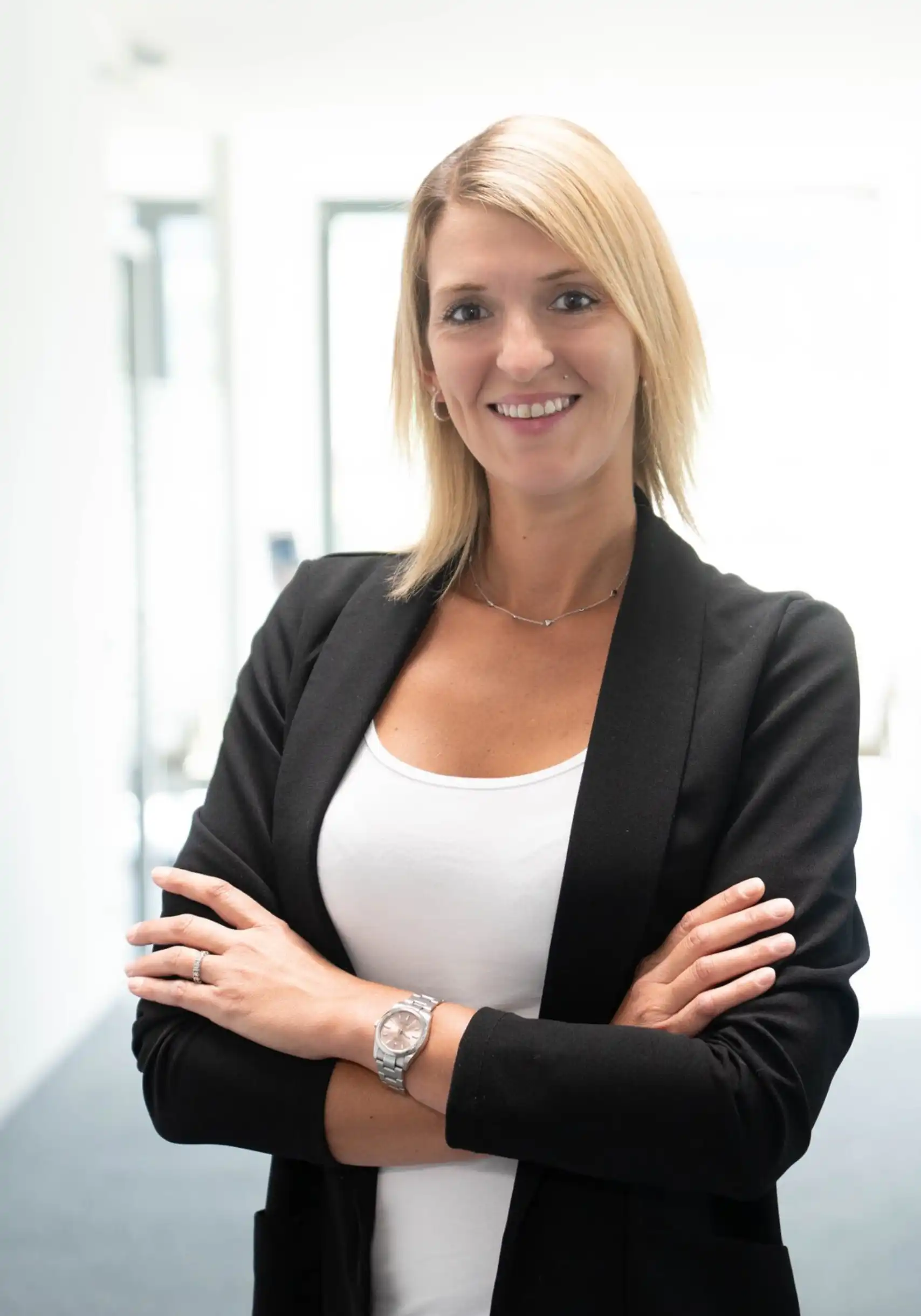 Sandra-jb-gmbh-team